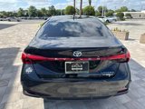 Used 2022 Toyota Avalon Limited image 3