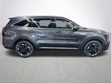 Used 2024 Kia Sorento S image 6