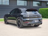 Certified 2025 Porsche Cayenne Turbo image 3