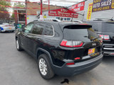 Used 2019 Jeep Cherokee Latitude w/ Popular Appearance Group image 6