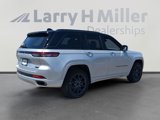 New 2025 Jeep Grand Cherokee Summit image 5
