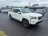 Used 2024 Nissan Frontier SL w/ Technology Package image 2