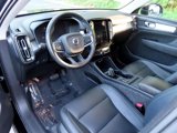 Used 2021 Volvo XC40 T5 Momentum image 4