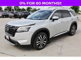 New 2025 Nissan Pathfinder Platinum image 3