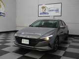 Used 2023 Hyundai Elantra SEL w/ Convenience Package image 4