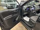 Used 2022 Chevrolet Equinox LT w/ Driver Convenience Package image 5