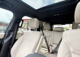 Used 2019 Land Rover Discovery SE image 6