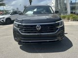 New 2026 Volkswagen Atlas Peak Edition image 3
