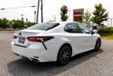 Used 2022 Toyota Camry SE image 6