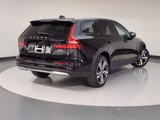 Used 2024 Volvo V60 B5 Cross Country Plus image 2
