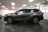Certified 2024 Toyota Highlander XLE image 4