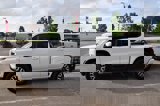 Used 2024 Nissan Frontier SL image 2