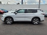 New 2025 Mitsubishi Outlander SE image 2
