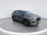 Used 2022 Ford Edge ST image 2