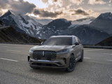 New 2025 Lincoln Aviator Black Label image 2