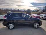 Used 2016 Nissan Rogue S w/ Appearance Package image 6