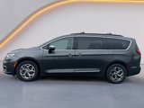 Used 2023 Chrysler Pacifica Limited image 4