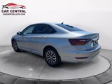 Used 2019 Volkswagen Jetta SE w/ Cold Weather Package image 3
