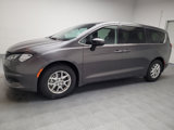 Used 2022 Chrysler Voyager LX image 2