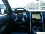 Used 2024 Land Rover Discovery Dynamic SE image 3