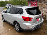 Used 2017 Nissan Pathfinder SV image 4