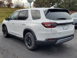 New 2025 Honda Pilot EX-L image 2
