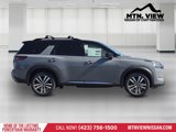 New 2025 Nissan Pathfinder Platinum image 4