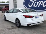 Used 2023 Nissan Altima 2.5 SV image 3
