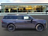 New 2025 Lincoln Navigator Reserve w/ Jet Appearance Package image 3