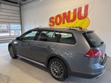 Used 2017 Volkswagen Golf Alltrack S image 2