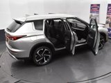 Used 2024 Mitsubishi Outlander SE image 6