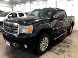 Used 2014 GMC Sierra 2500 Denali w/ Suspension Package, Off-Road image 2