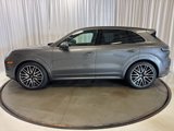 New 2025 Porsche Cayenne Turbo image 2