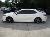 Used 2020 Toyota Camry SE image 2