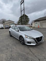 Used 2022 Nissan Altima 2.5 SV image 2