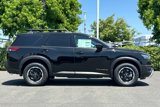 New 2025 Nissan Pathfinder Rock Creek image 3
