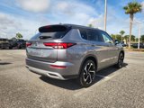 Used 2024 Mitsubishi Outlander SE image 3