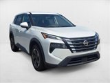 Used 2024 Nissan Rogue SV image 3