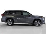 Used 2022 Toyota Highlander XLE image 6