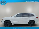 Used 2021 Jeep Grand Cherokee Laredo X image 2