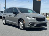 New 2025 Chrysler Pacifica Select image 3