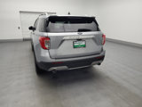 Used 2023 Ford Explorer Limited image 6