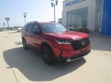 New 2025 Honda Pilot TrailSport image 3