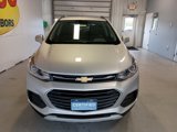 Used 2022 Chevrolet Trax LT w/ LT Convenience Package image 2