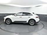 Certified 2023 Porsche Macan Turbo image 2