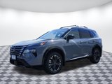 New 2025 Nissan Rogue Platinum image 3