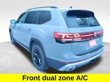 New 2025 Volkswagen Atlas Peak Edition SE image 3