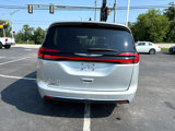 Used 2023 Chrysler Pacifica Touring-L image 5