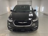 New 2025 Chrysler Pacifica Select image 2