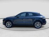 Used 2022 Porsche Macan image 2